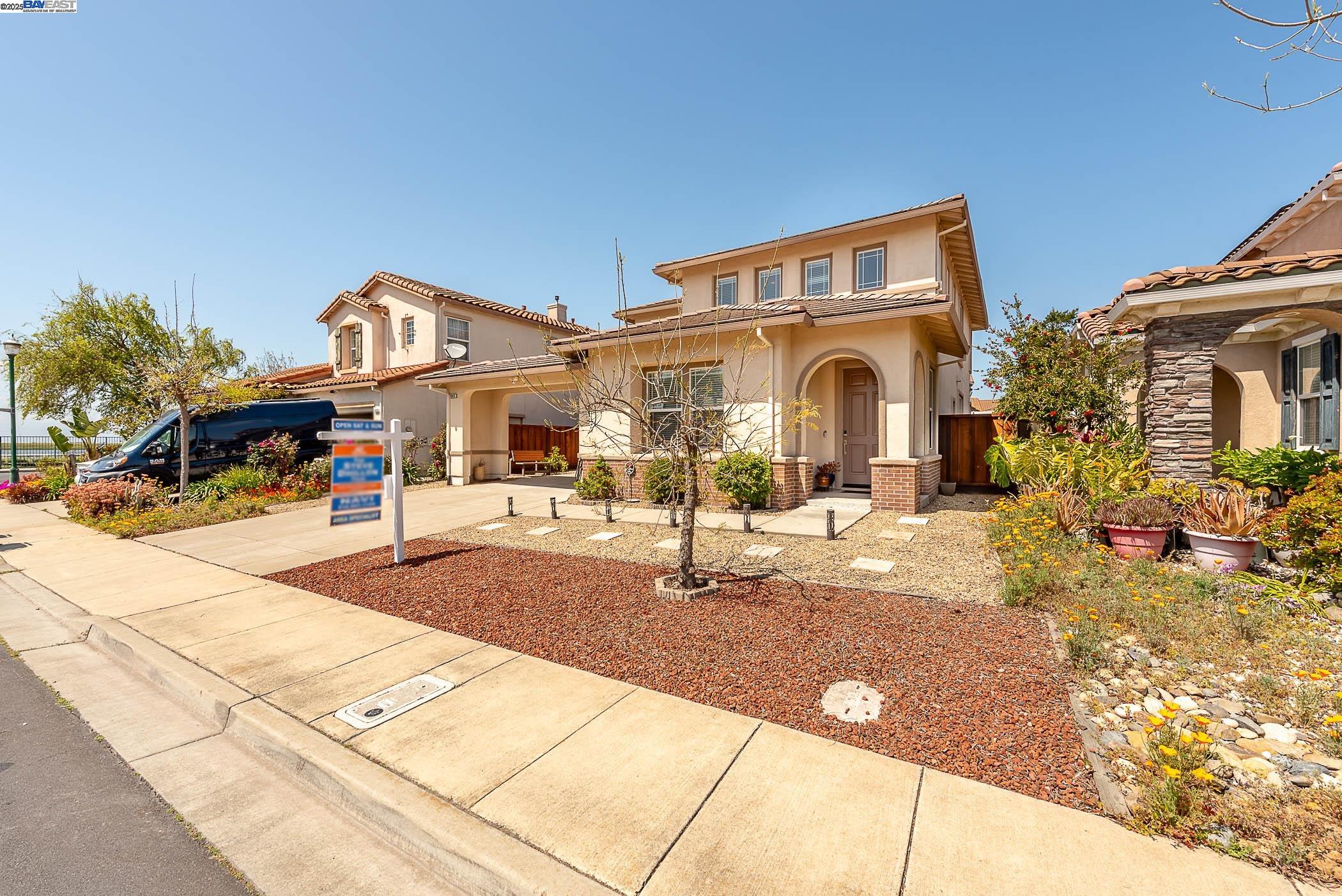 Eden Shores Community - facing the park!