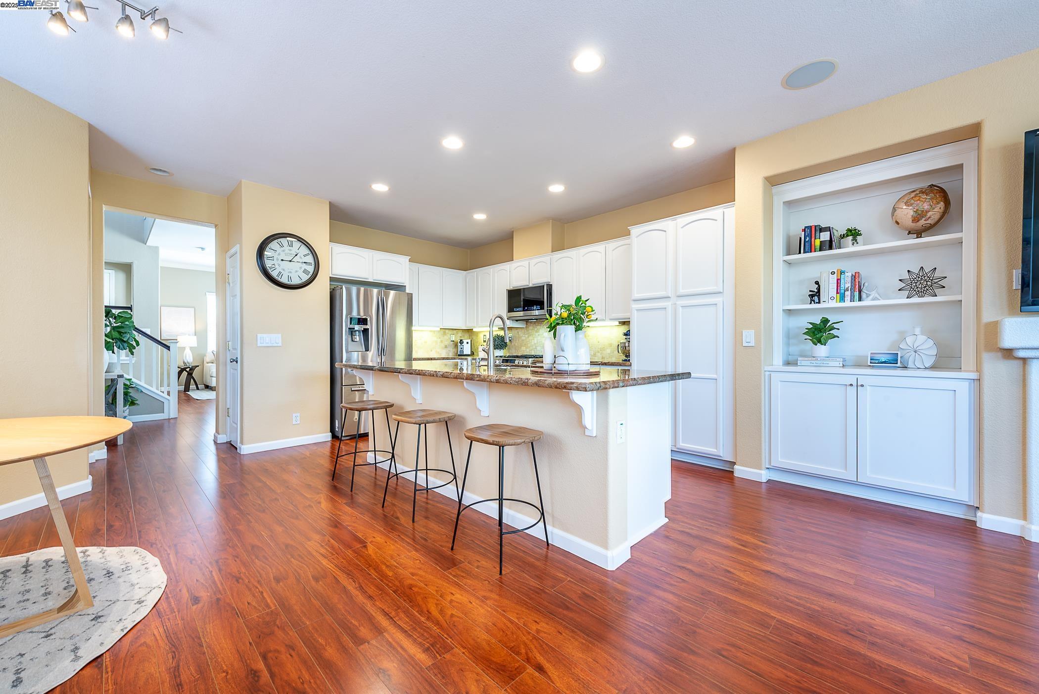 Eden Shores Community - facing the park!