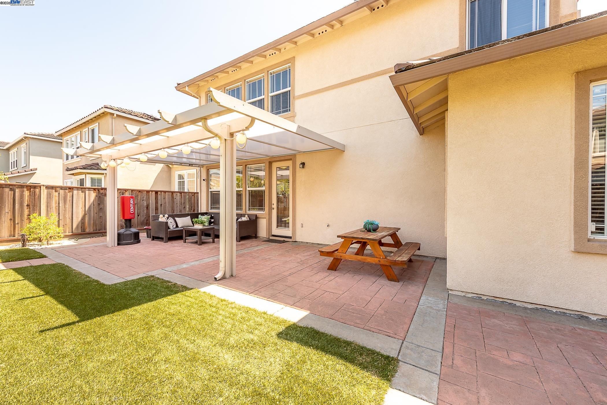 Eden Shores Community - facing the park!