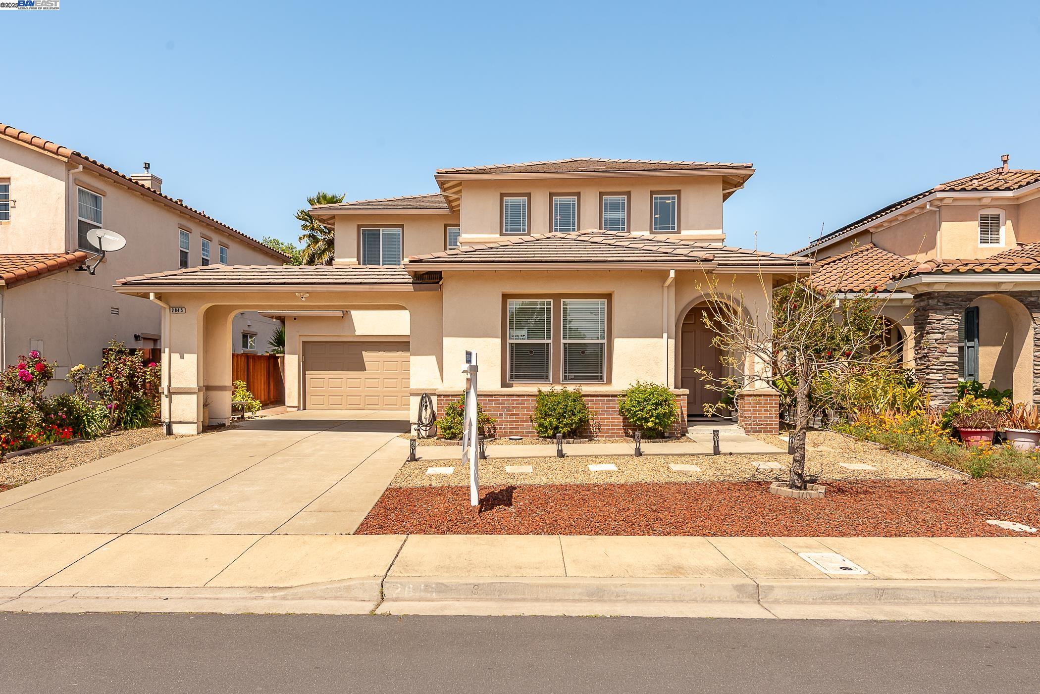 Eden Shores Community - facing the park!