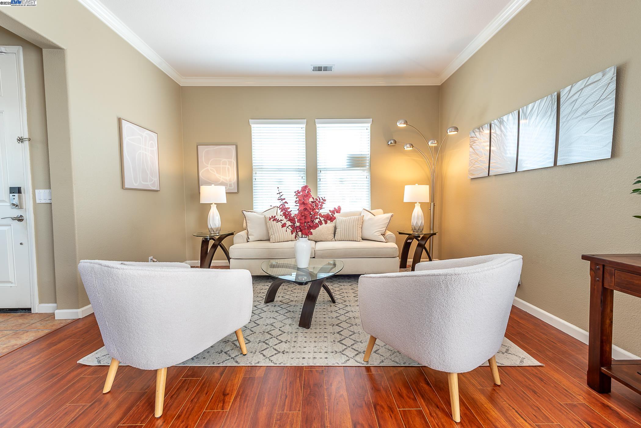 Eden Shores Community - facing the park!