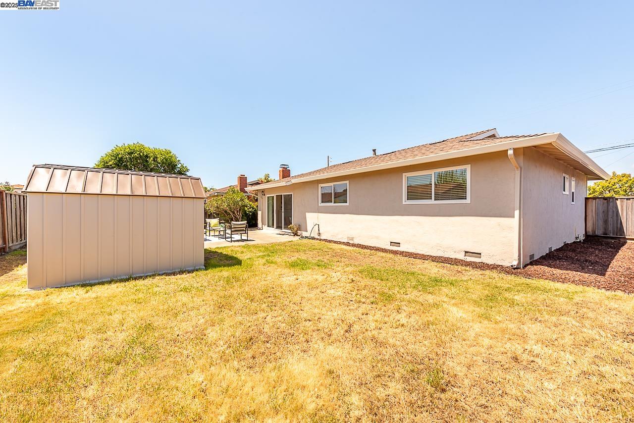 1866 Egret Ln