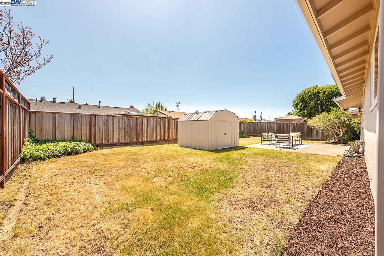 1866 Egret Ln
