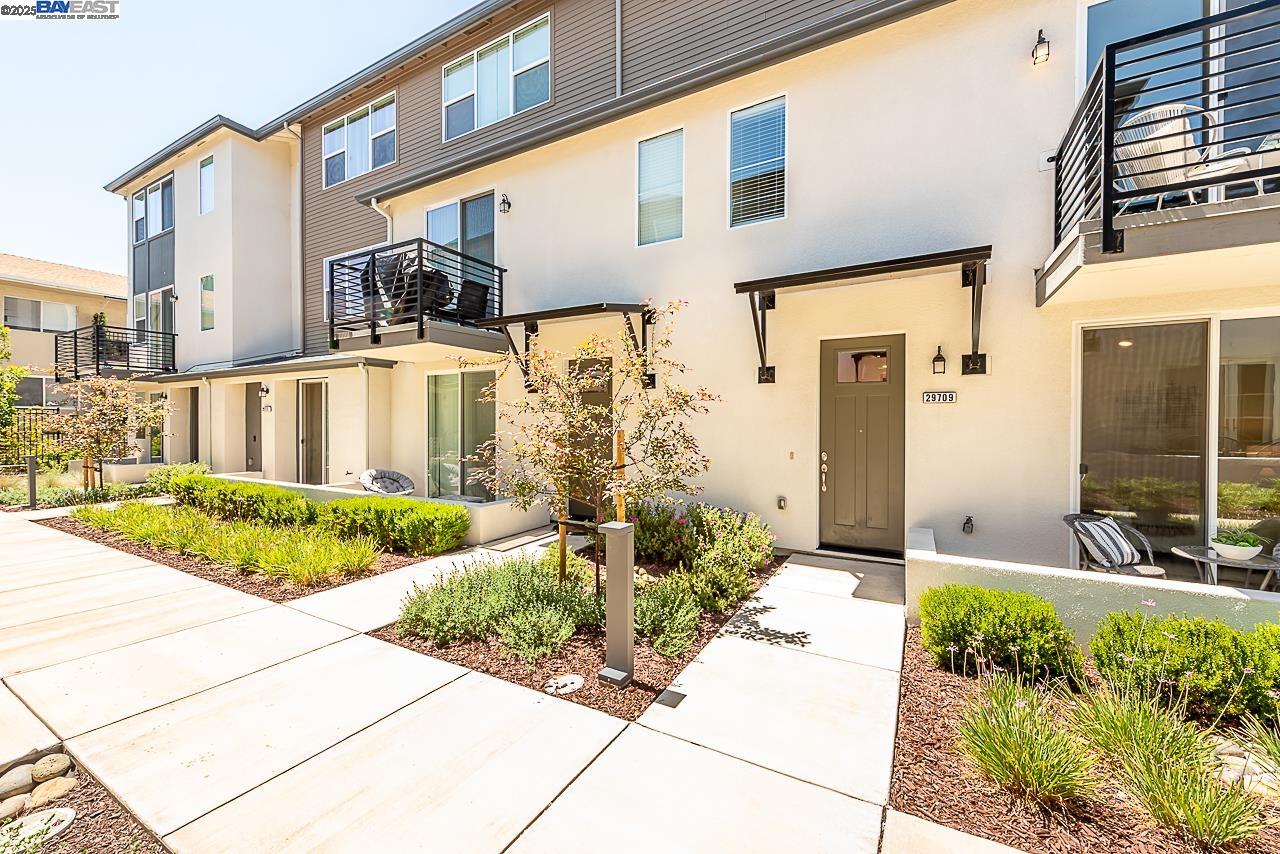 Atlas at Mission Village by KB Homes - Stunning spacious townhome!