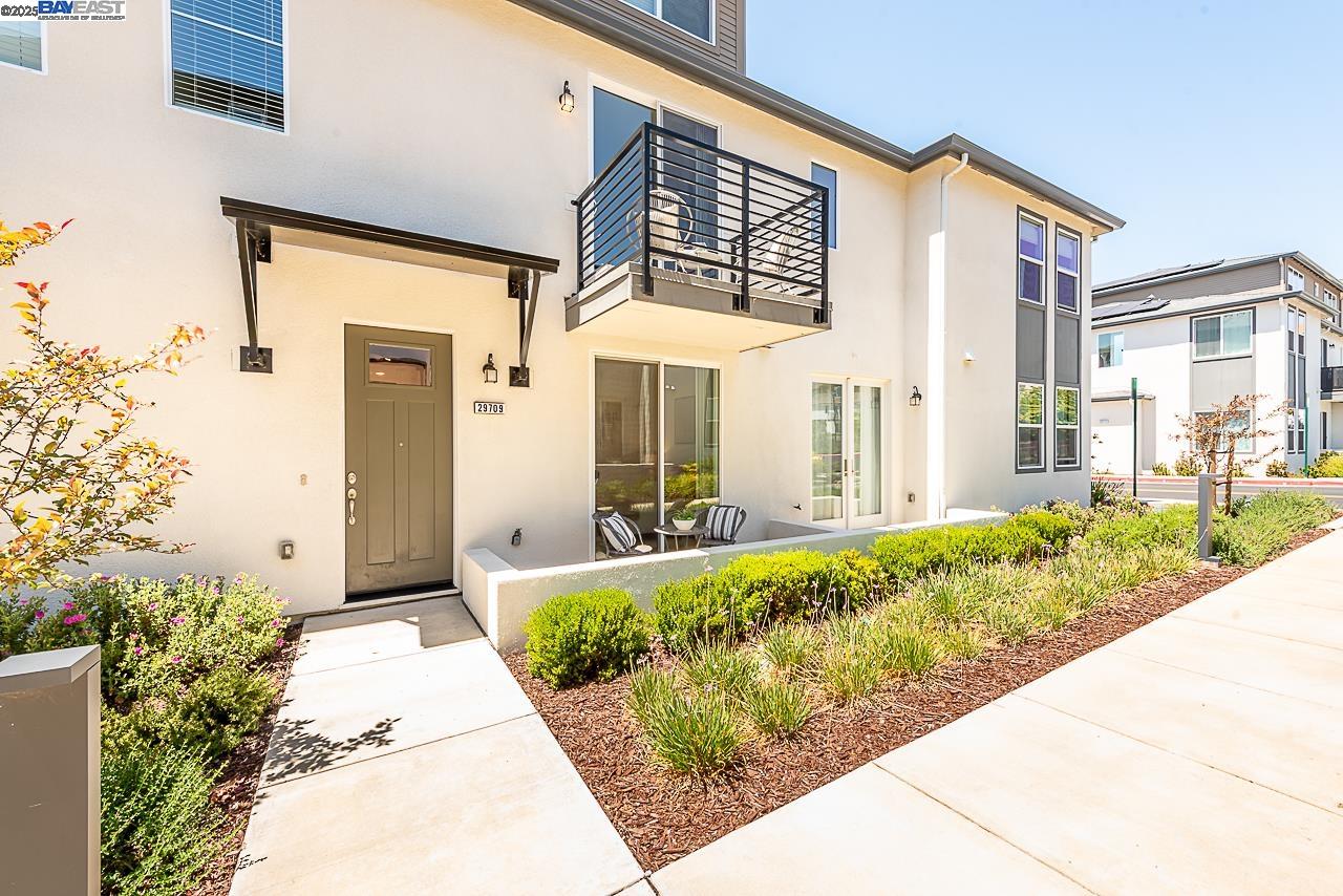 Atlas at Mission Village by KB Homes - Stunning spacious townhome!