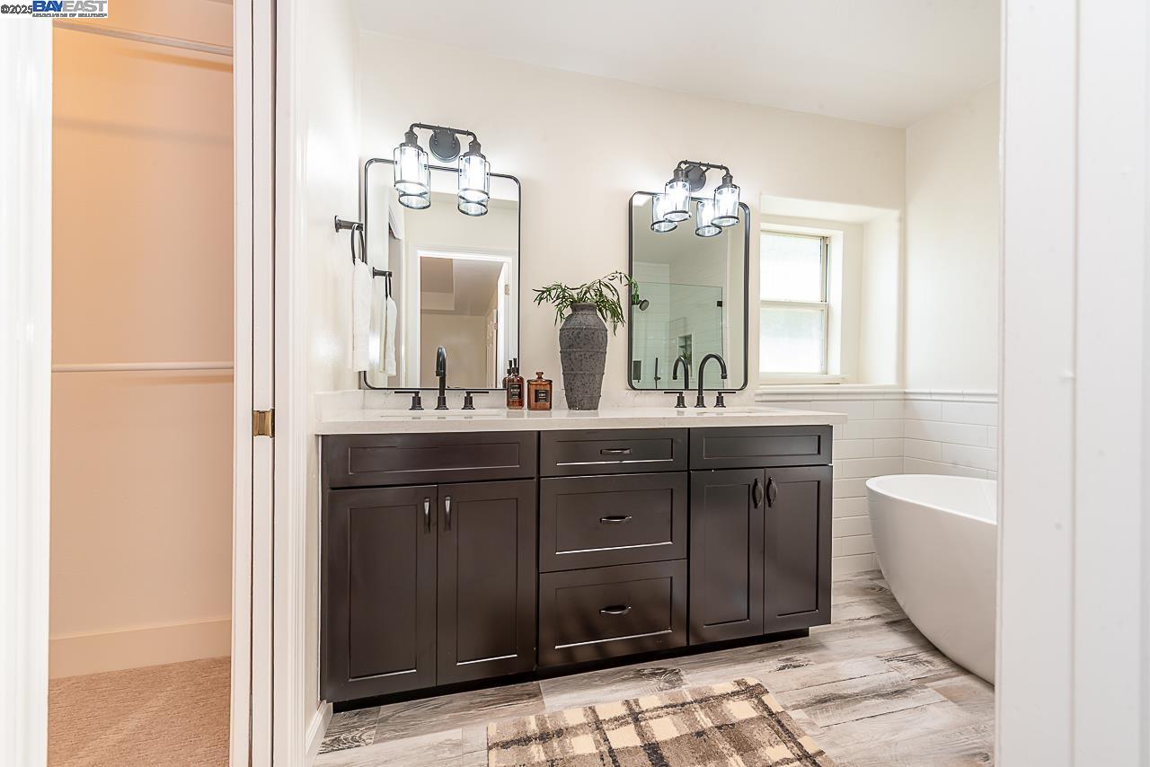 34233 Perry Glen Ter