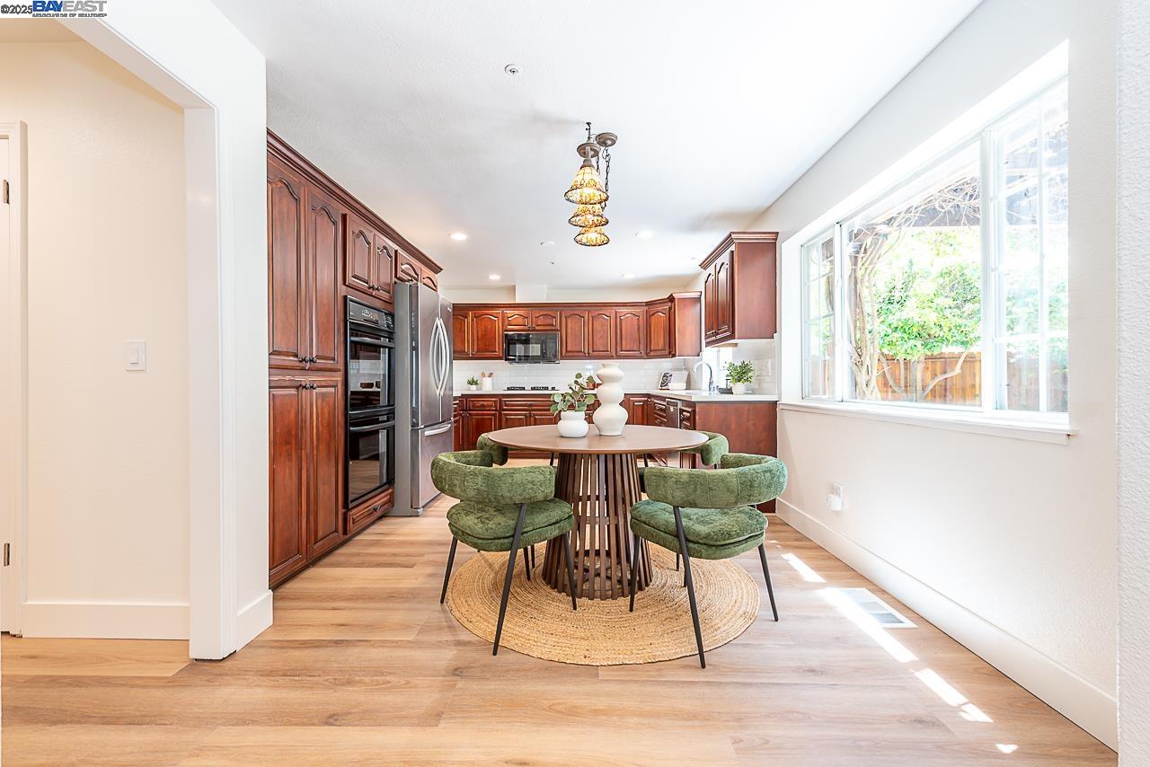 34233 Perry Glen Ter