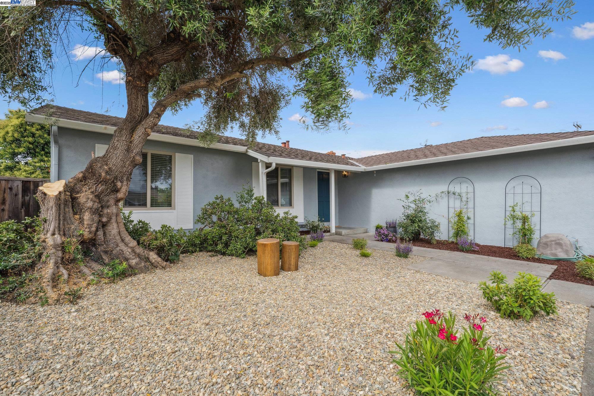 Newly remodeled throughout with high end finishes!