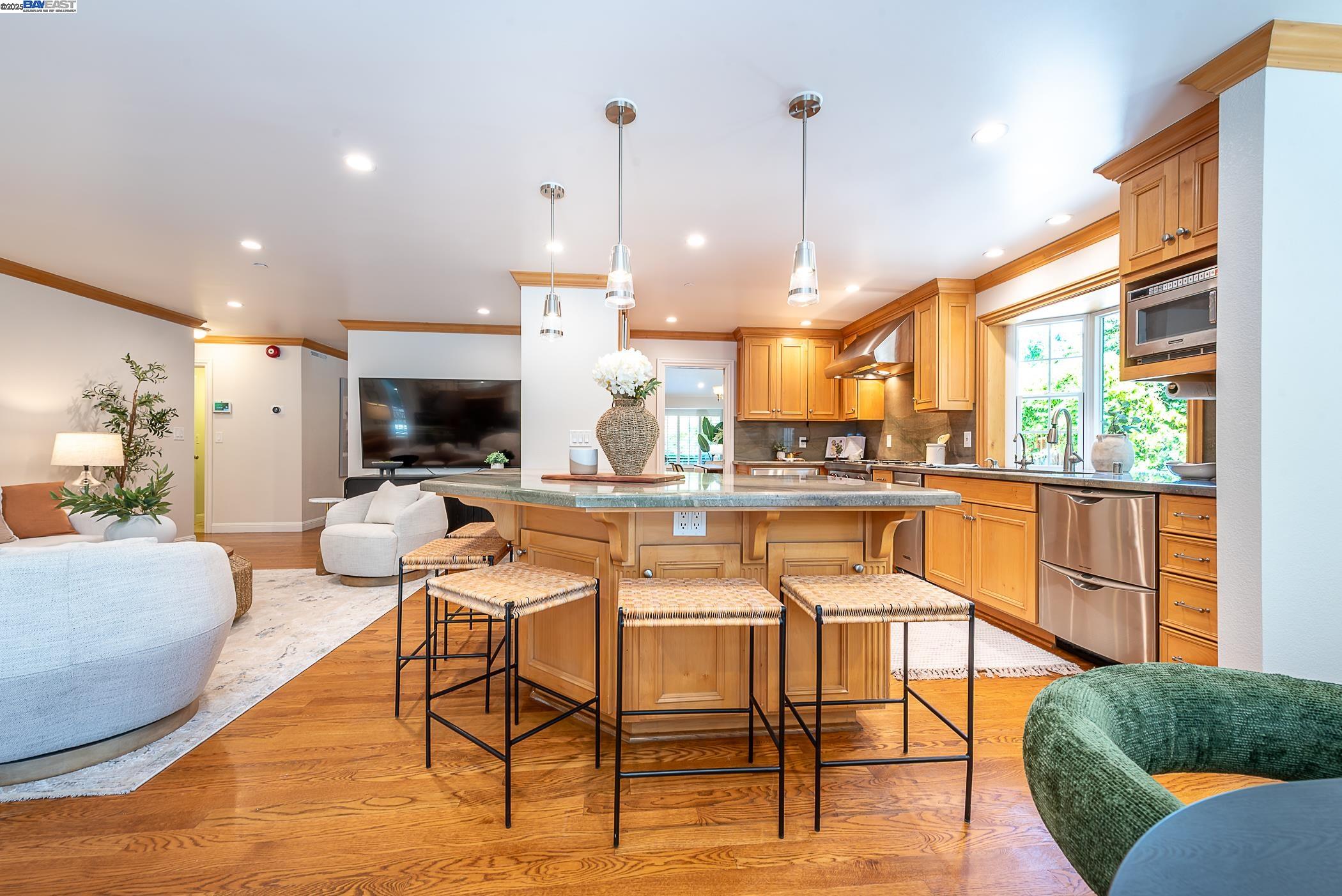 Custom Ponderosa home with  3 car garage - Pioneer Elementary School!