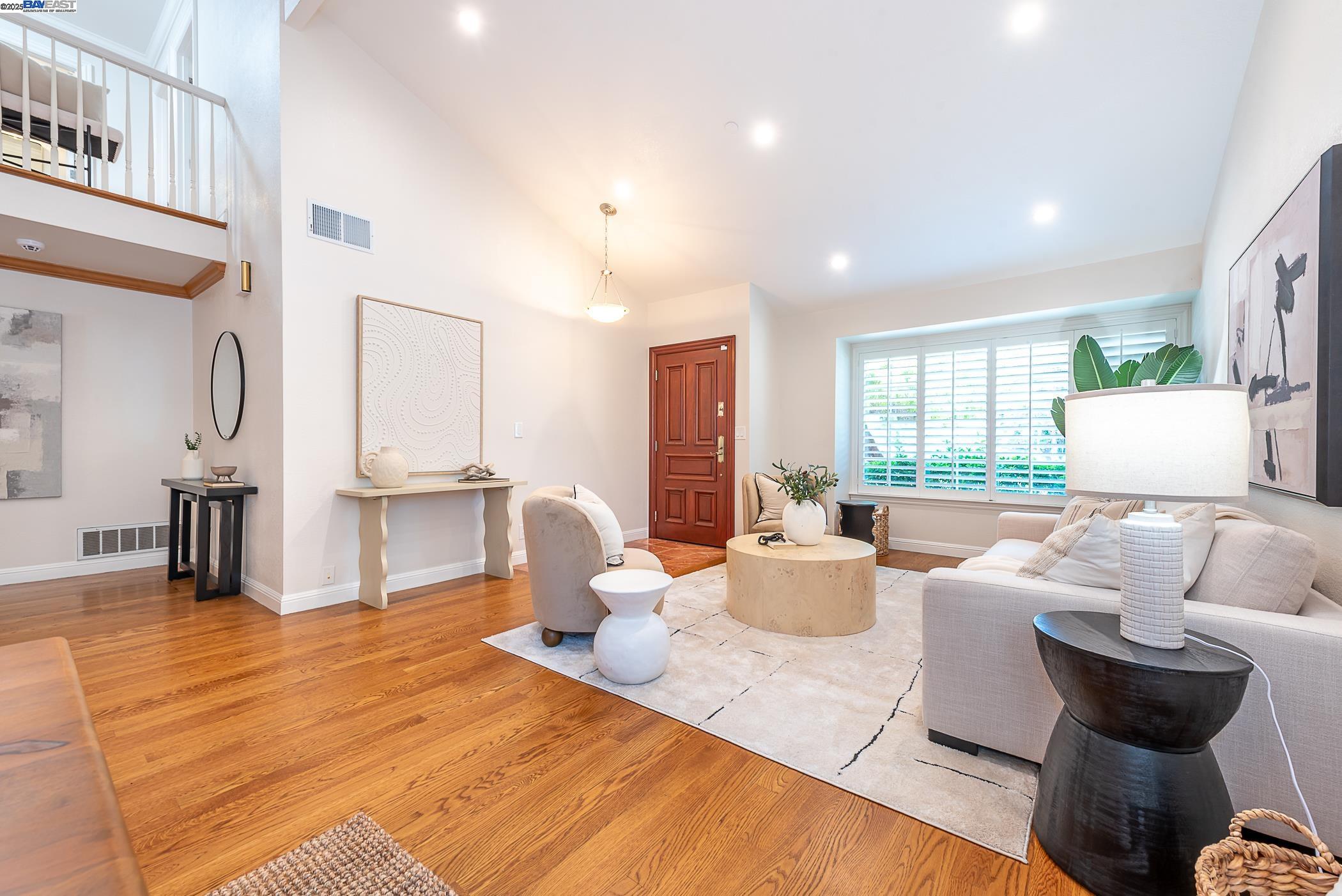 Custom Ponderosa home with  3 car garage - Pioneer Elementary School!