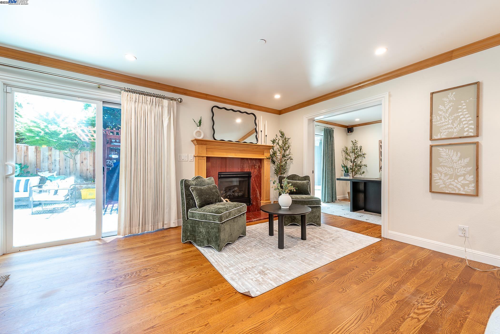 Custom Ponderosa home with  3 car garage - Pioneer Elementary School!