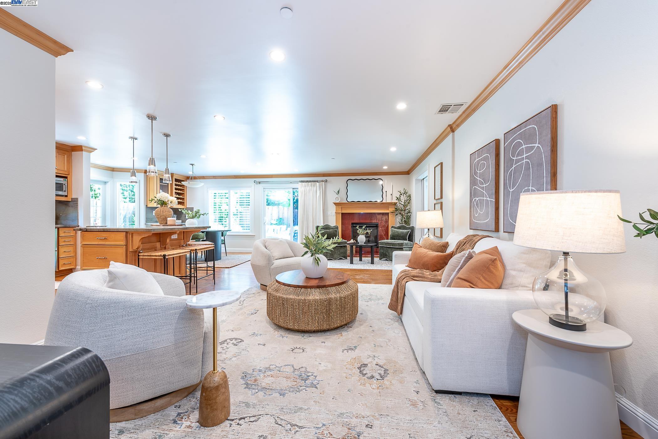 Custom Ponderosa home with  3 car garage - Pioneer Elementary School!