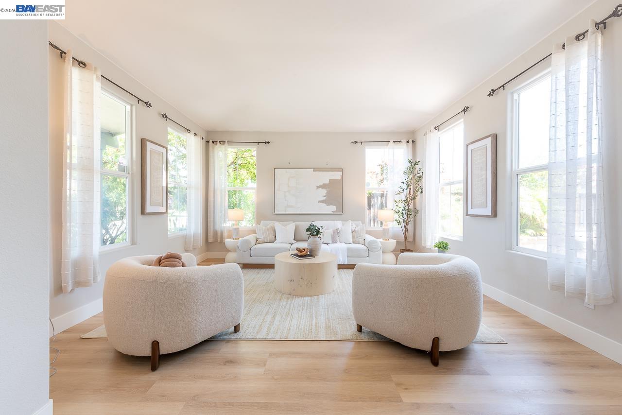 2700 Spindrift Ct