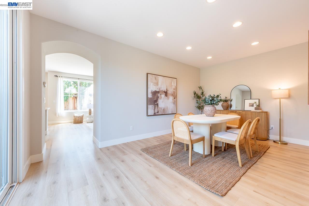 2700 Spindrift Ct
