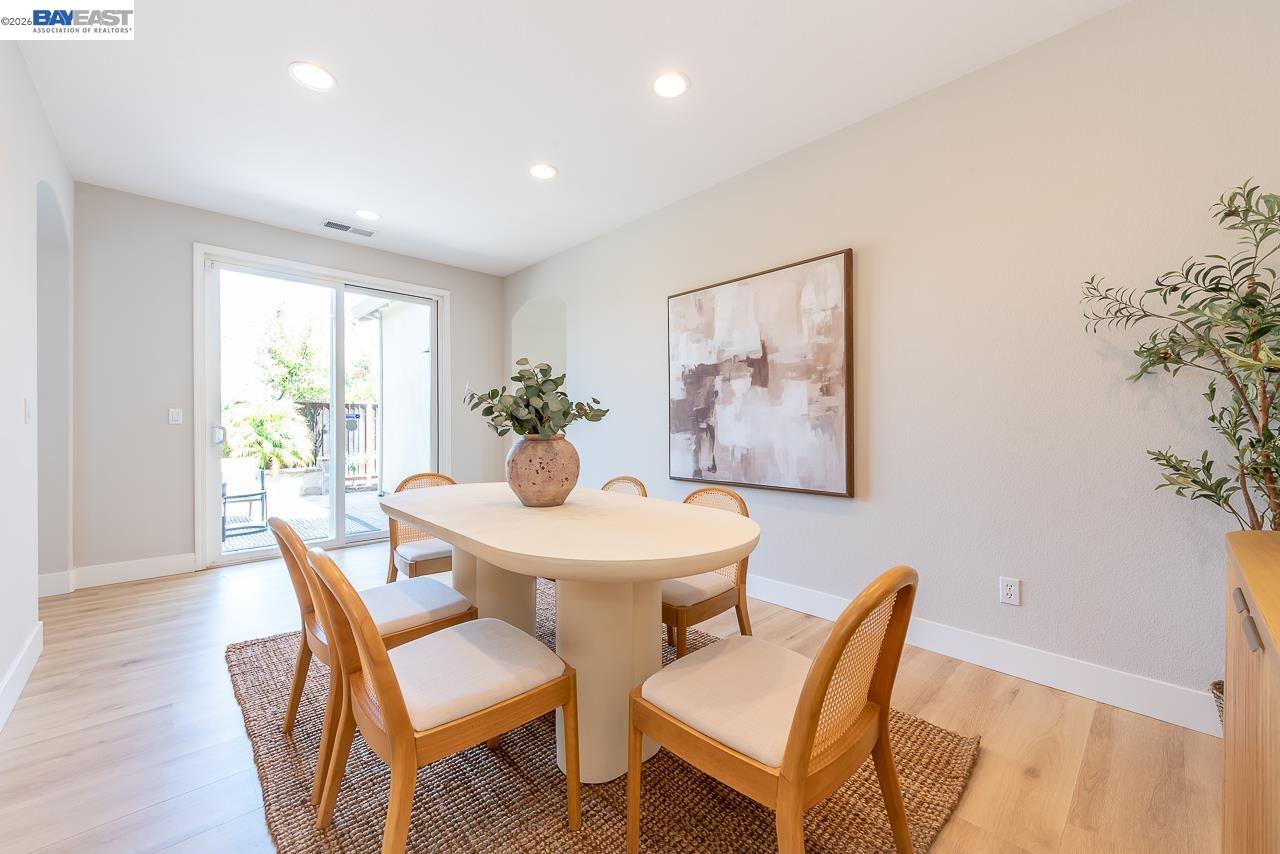 2700 Spindrift Ct