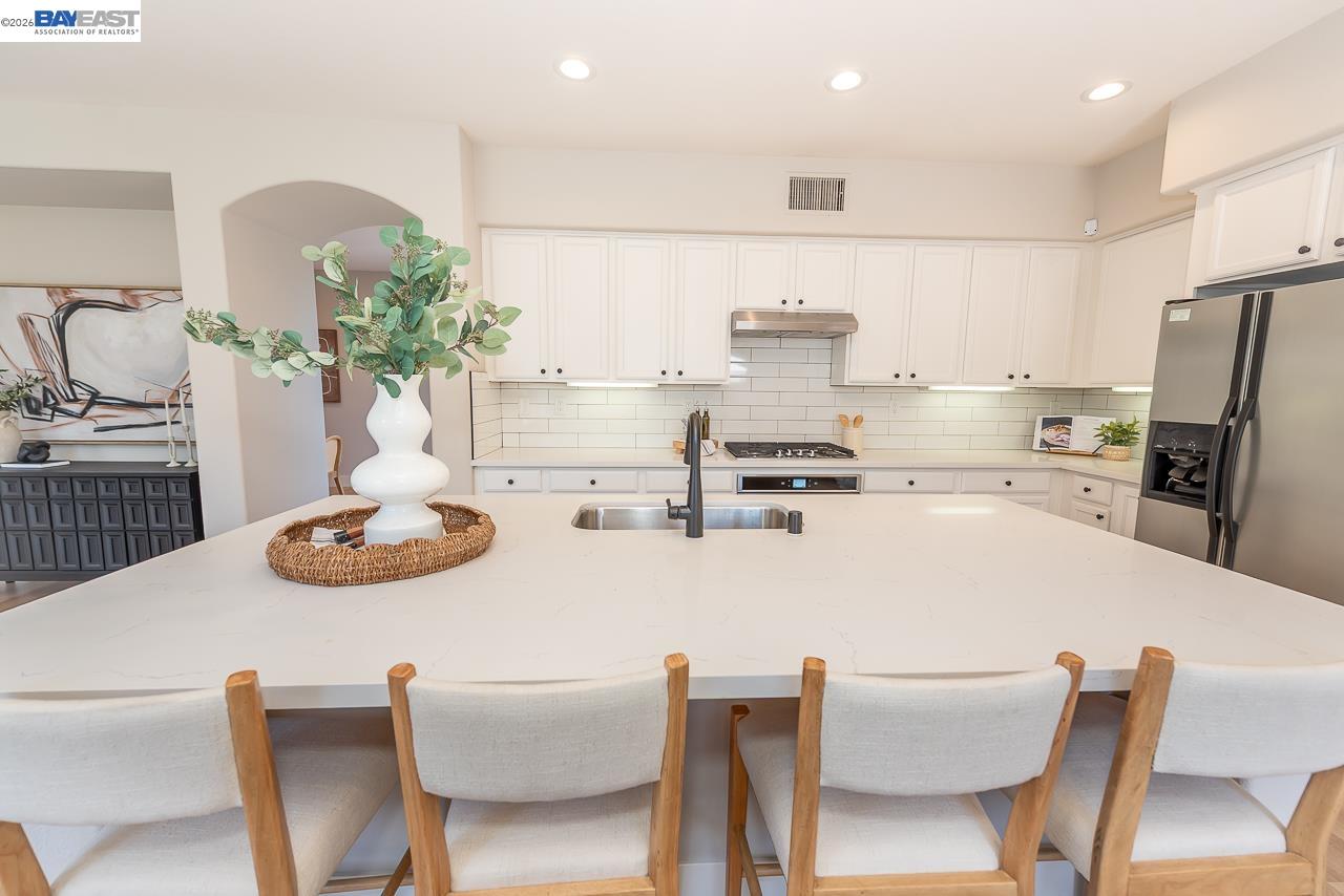 2700 Spindrift Ct