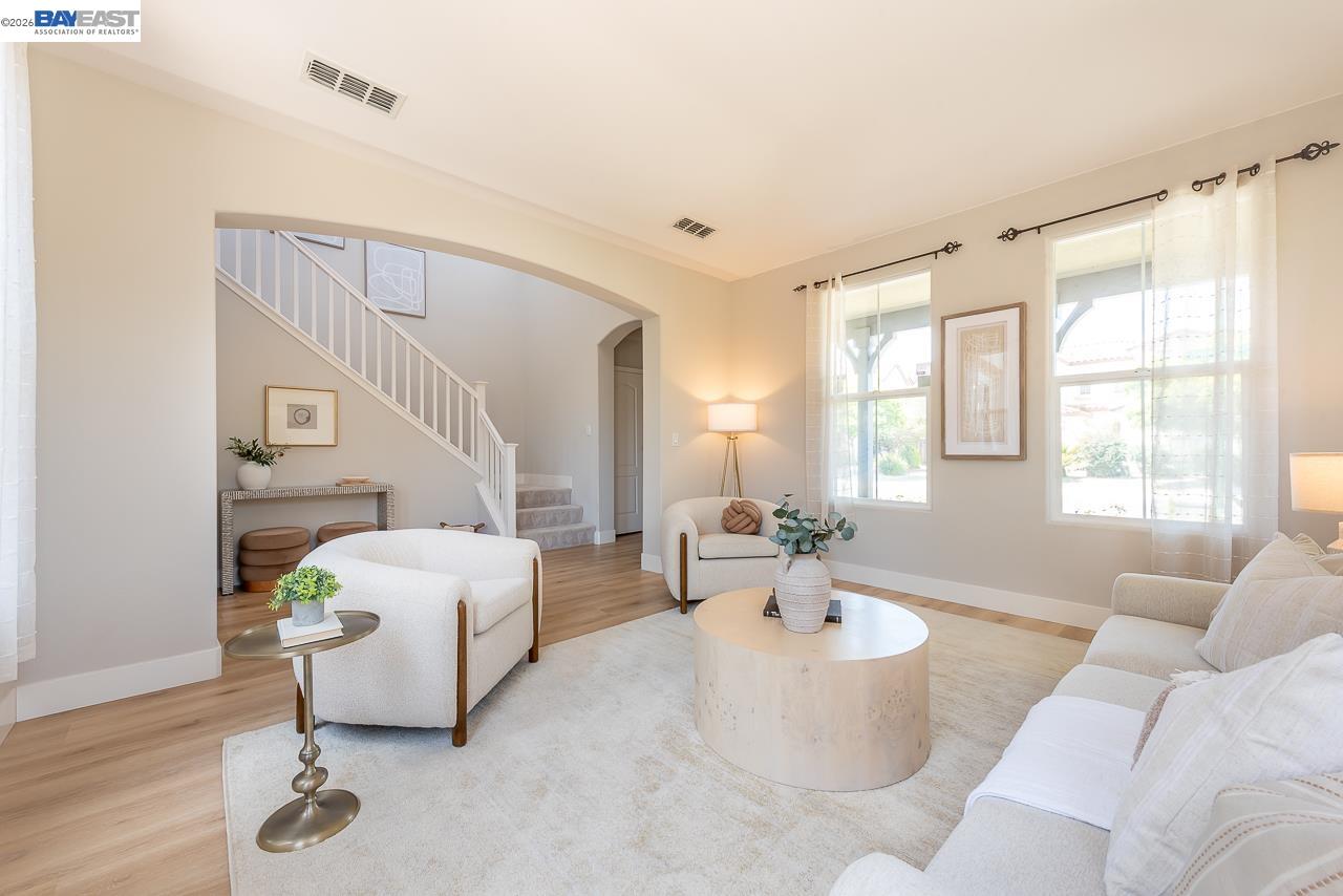 2700 Spindrift Ct
