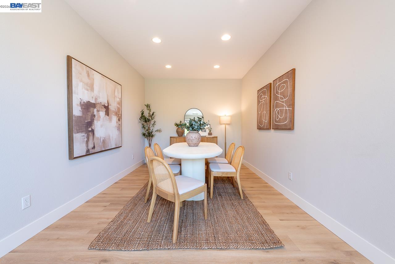 2700 Spindrift Ct