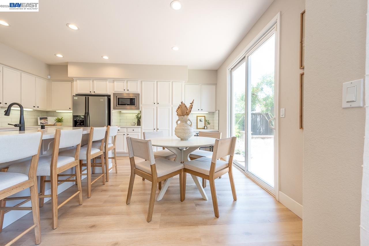 2700 Spindrift Ct