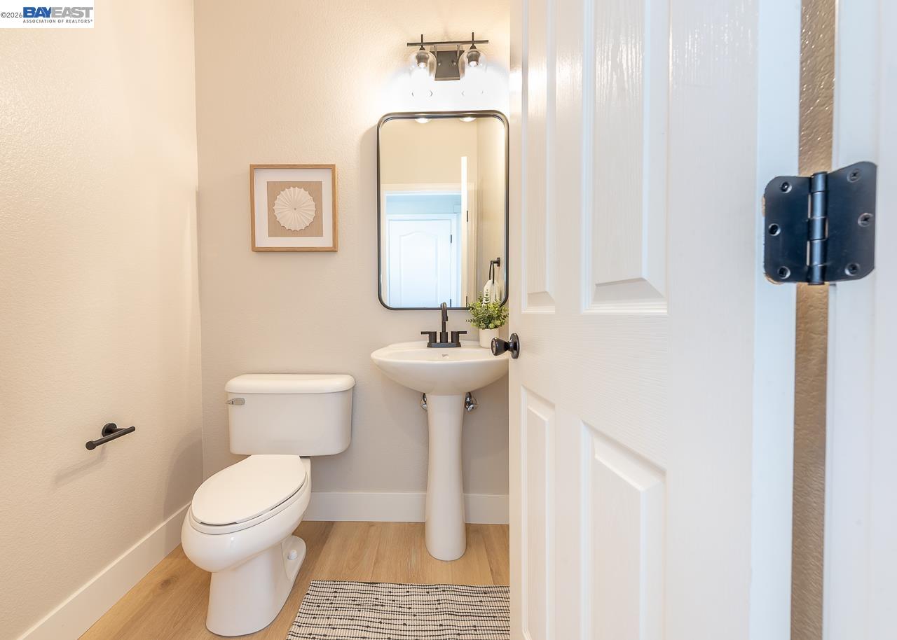 2700 Spindrift Ct