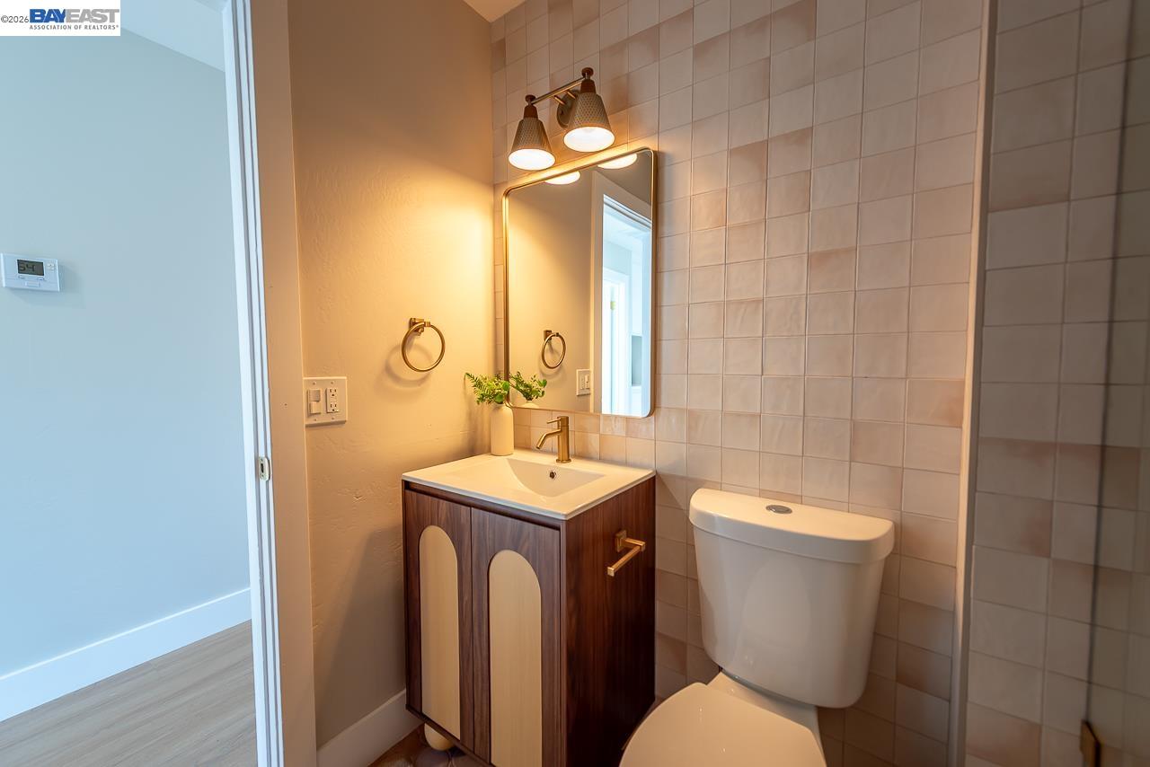4339 Queensboro Way