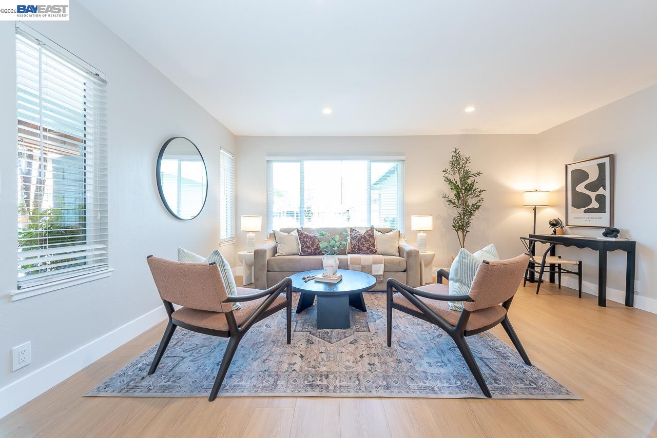 4339 Queensboro Way