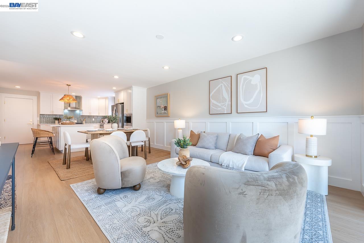 4339 Queensboro Way
