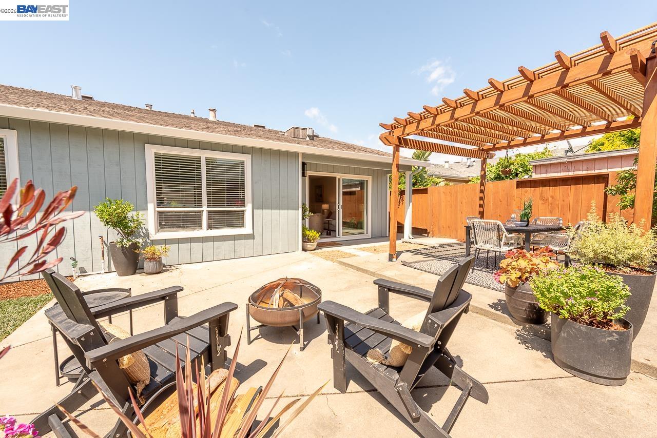 4339 Queensboro Way