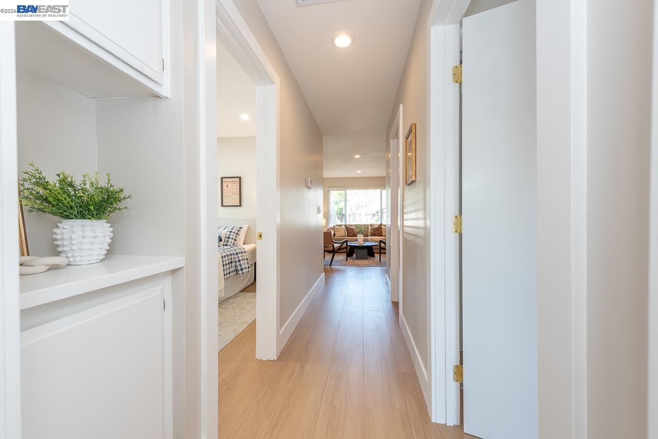4339 Queensboro Way