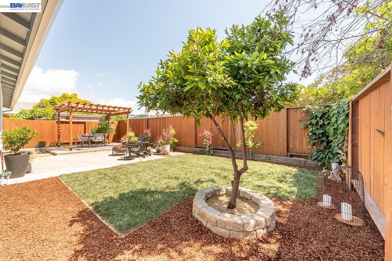 4339 Queensboro Way