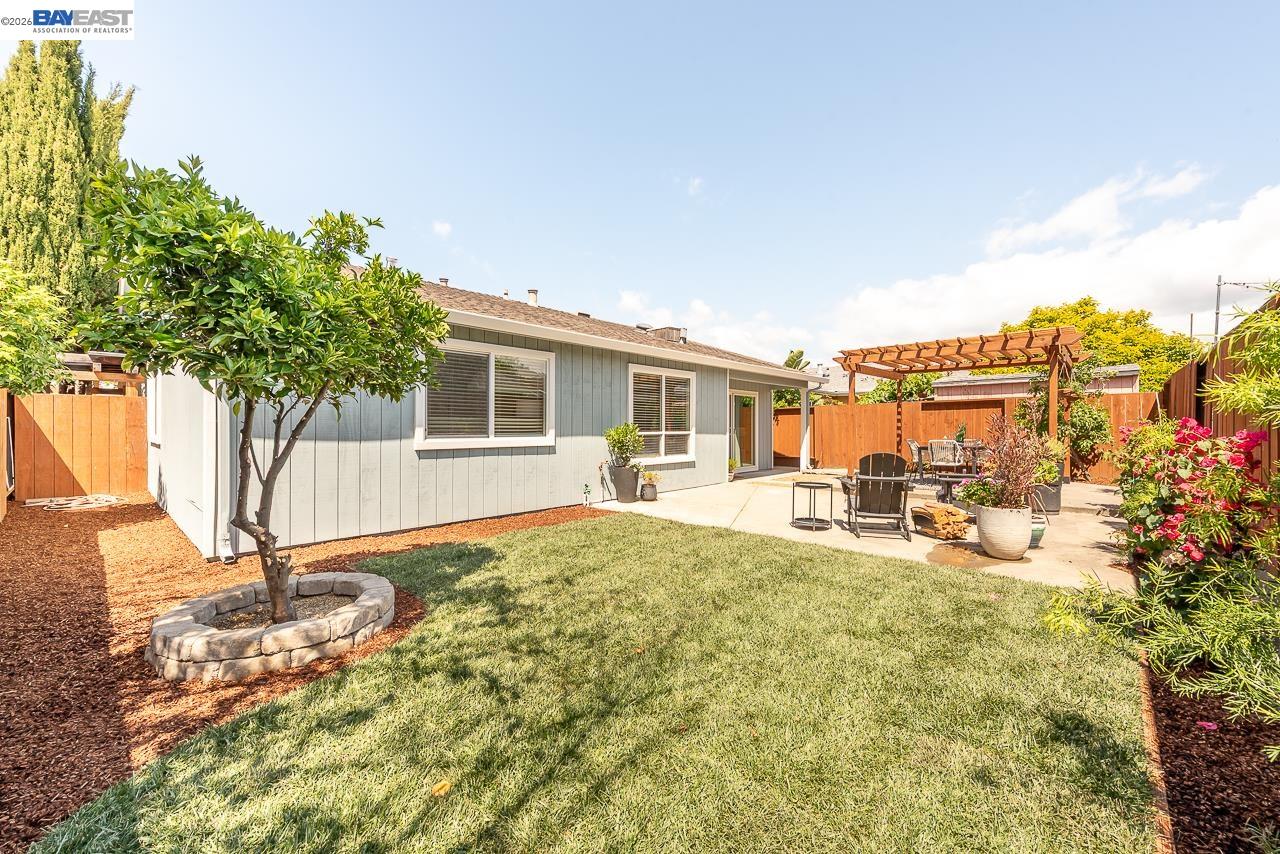 4339 Queensboro Way