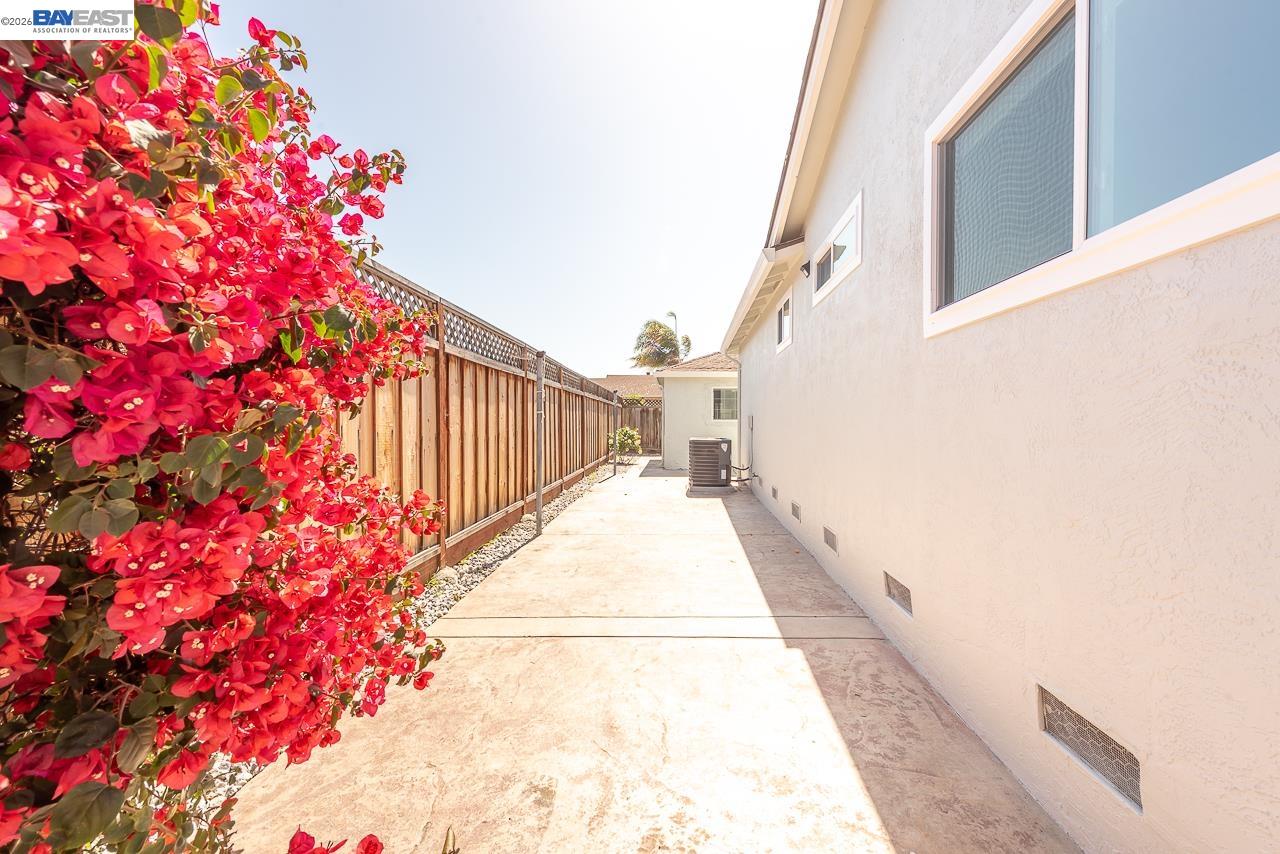 32432 Deborah Dr