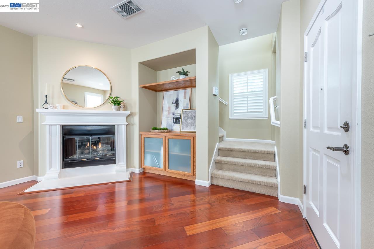 2527 Coldstream Way