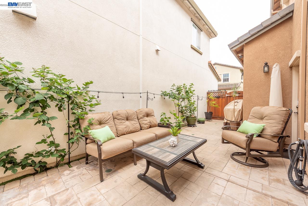 2527 Coldstream Way