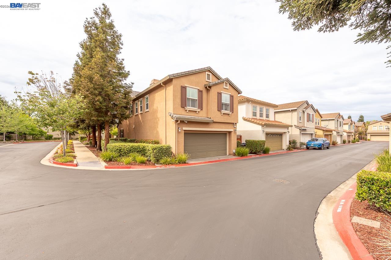 2527 Coldstream Way