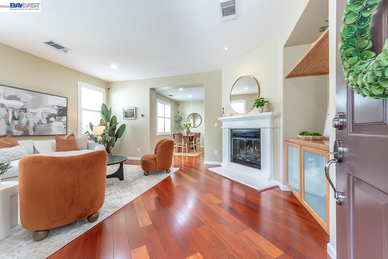 2527 Coldstream Way