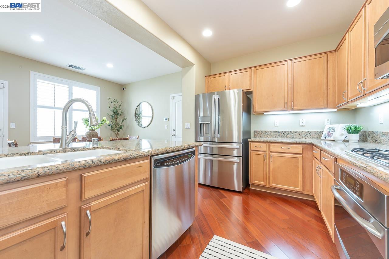 2527 Coldstream Way