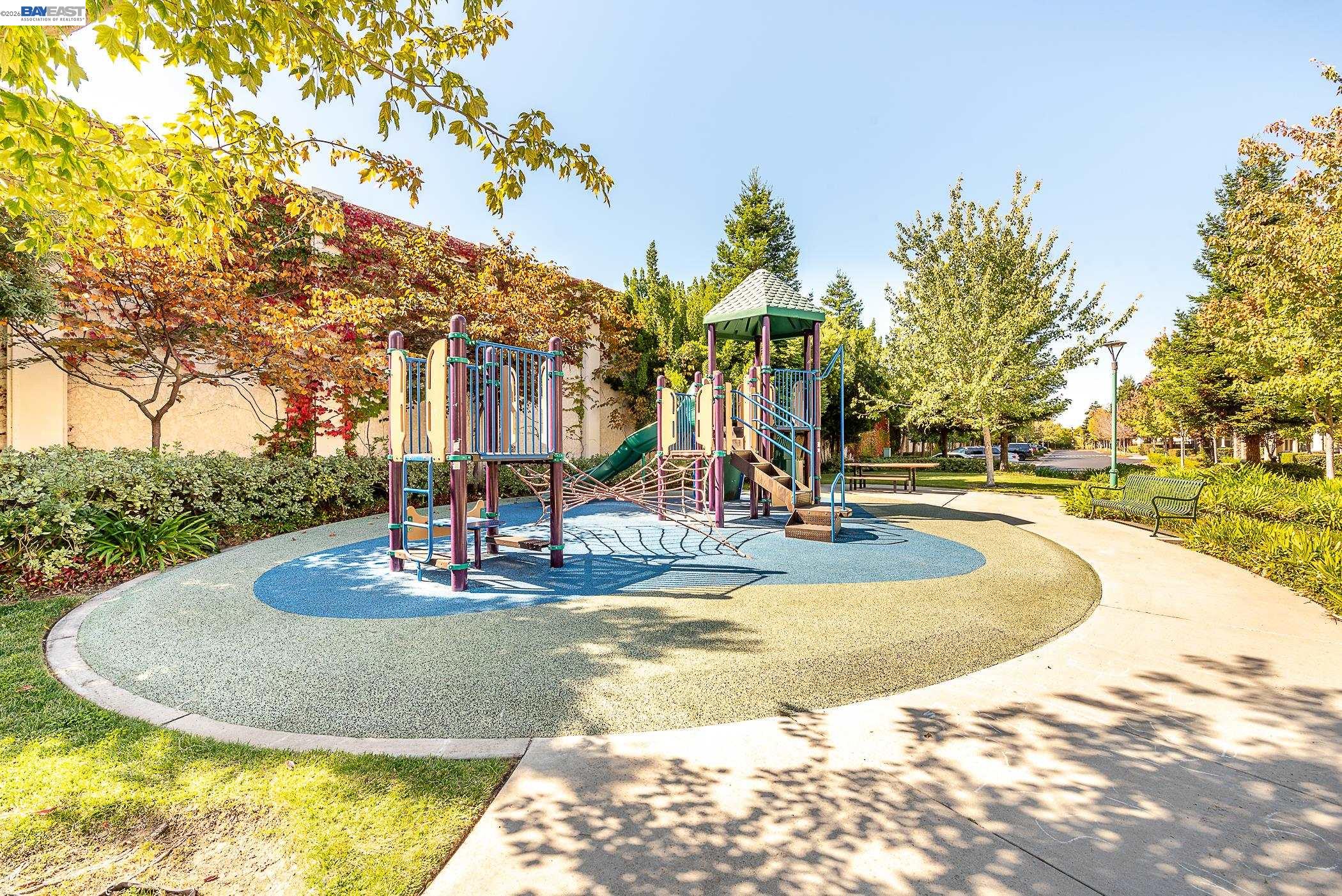 2527 Coldstream Way