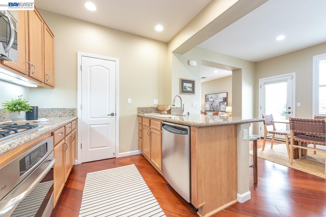 2527 Coldstream Way