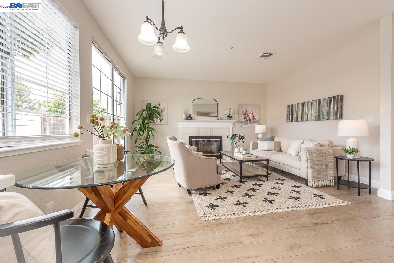 4780 Cabello St