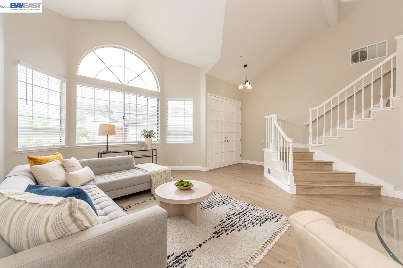 4780 Cabello St