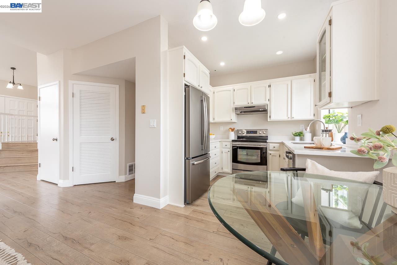 4780 Cabello St
