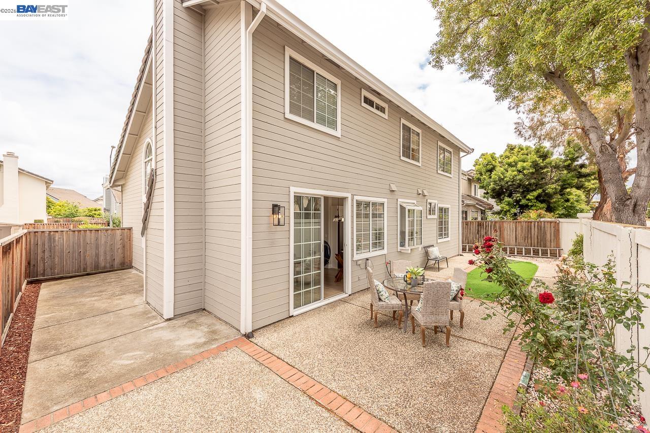 4780 Cabello St