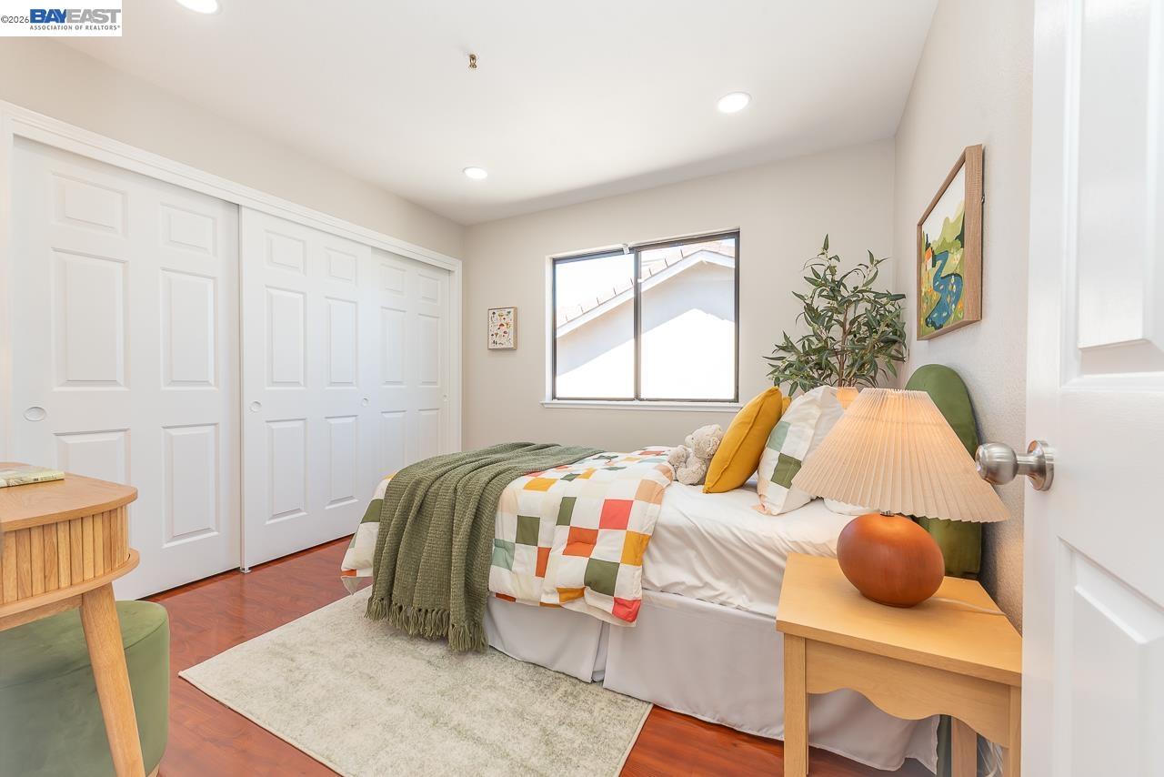 5125 Rose Way