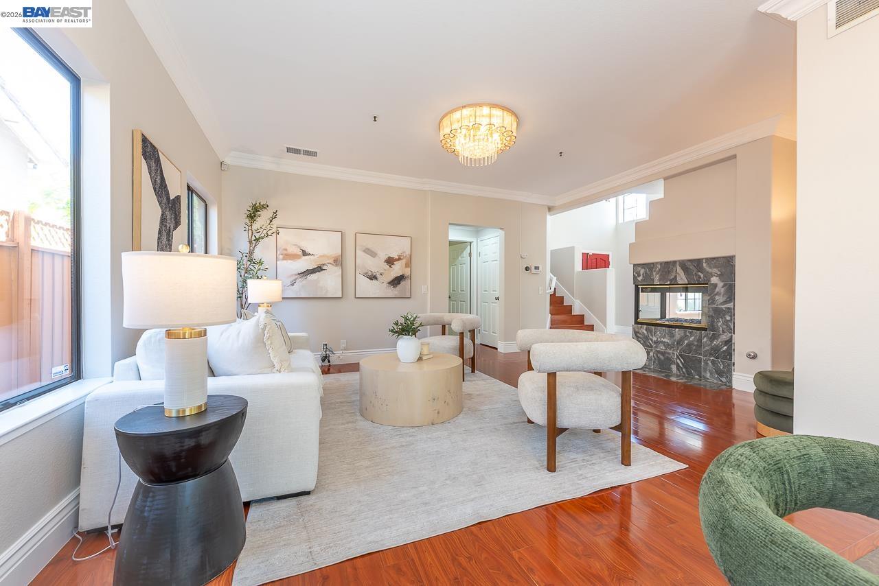 5125 Rose Way