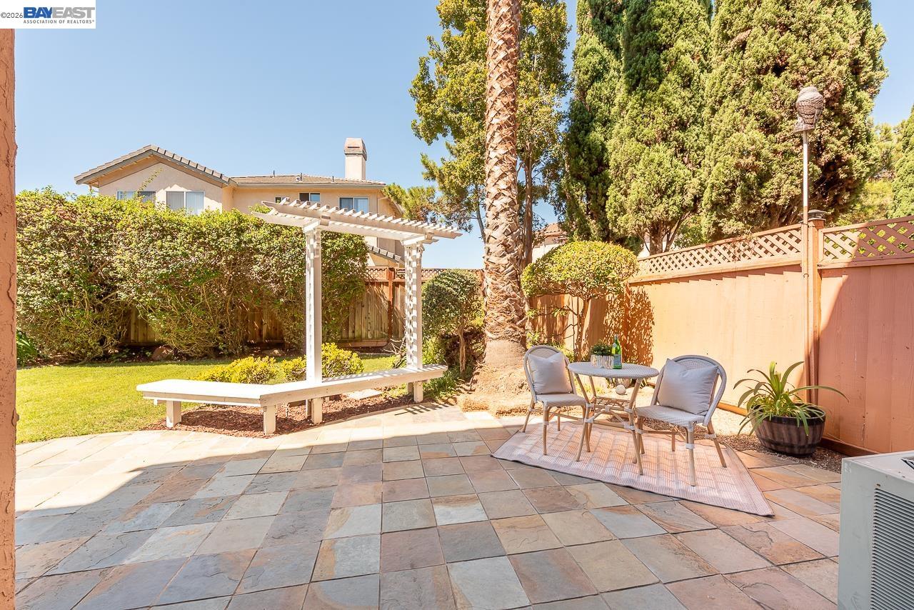 5125 Rose Way