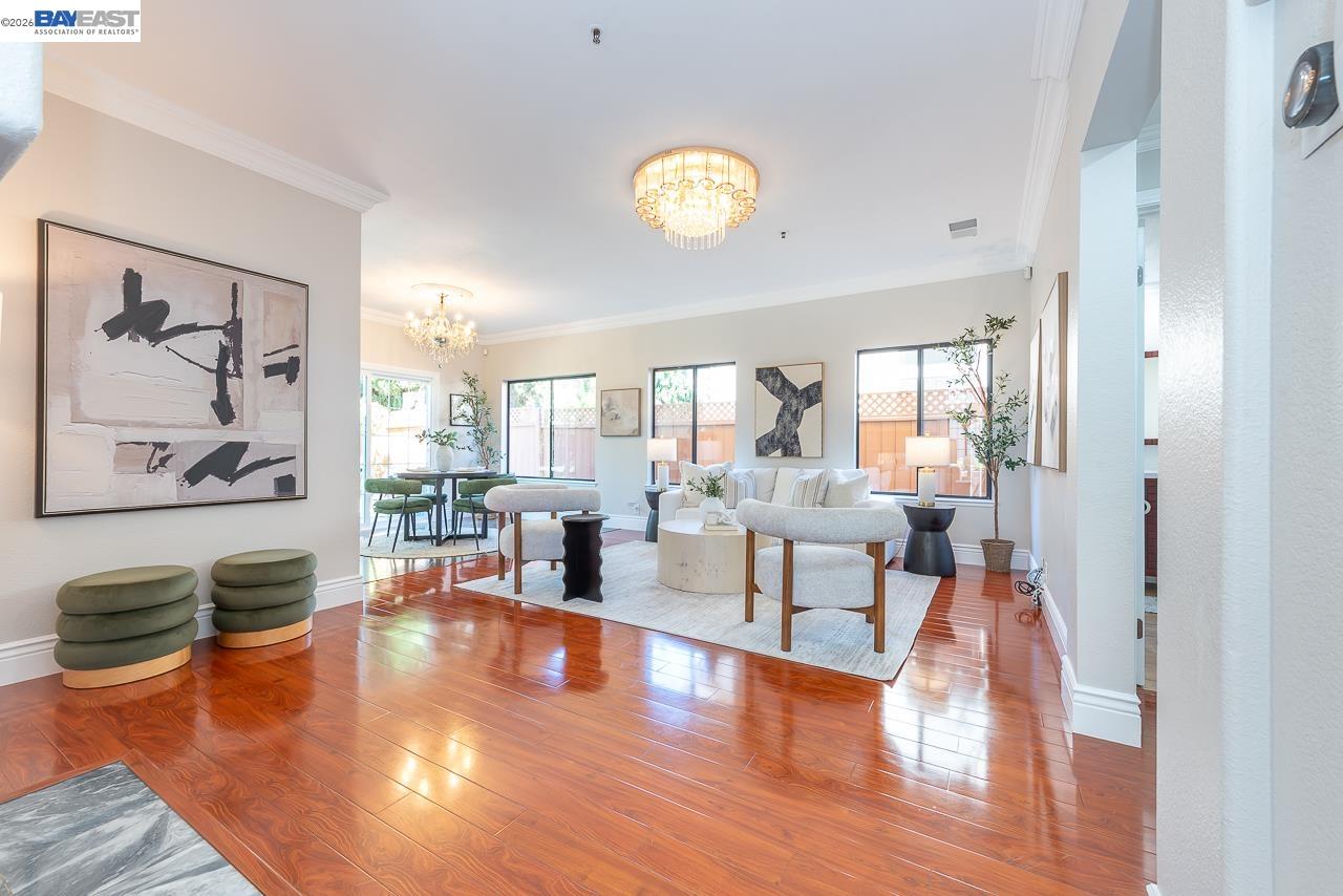 5125 Rose Way