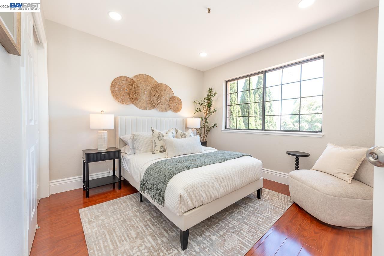 5125 Rose Way