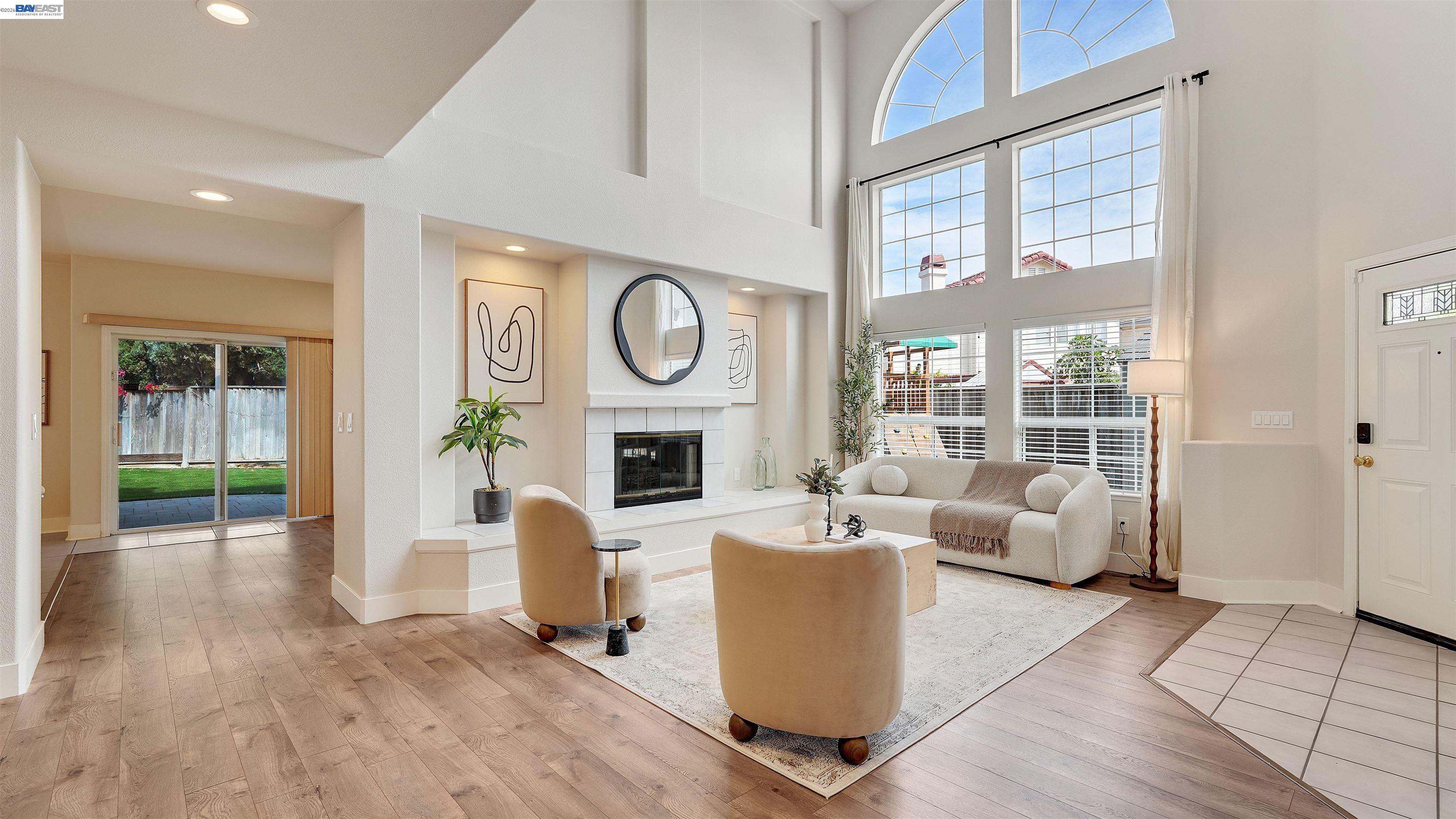 5197 Rose Way