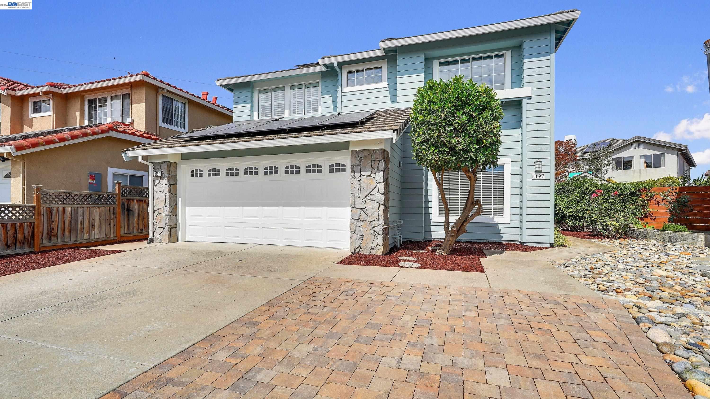 5197 Rose Way